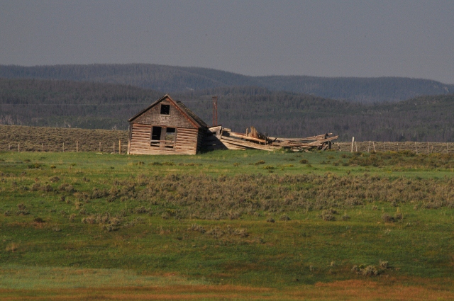 lonesome barn on Highway 40 